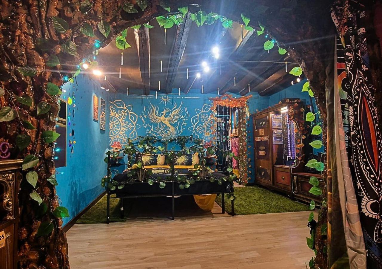 La Casa Di Strega Euphoria - Casa Vacanza Tra Arte E Magia Viterbo Kültér fotó